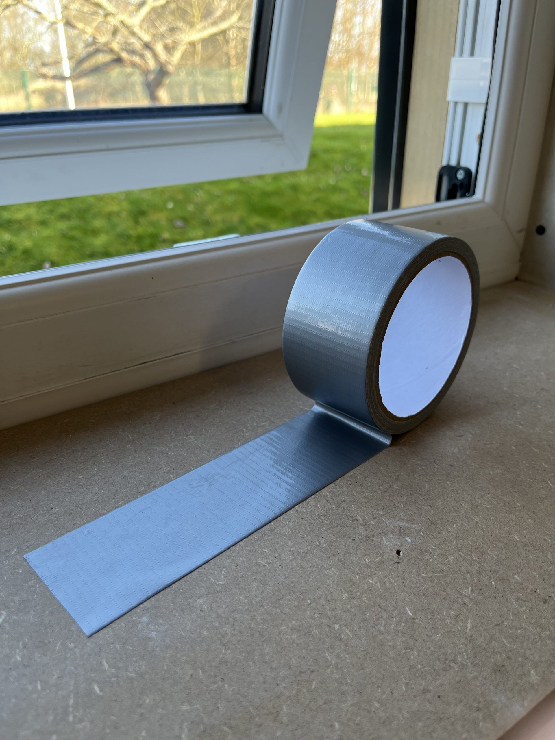 Yuzet-Duct-Tape-scaled (1)